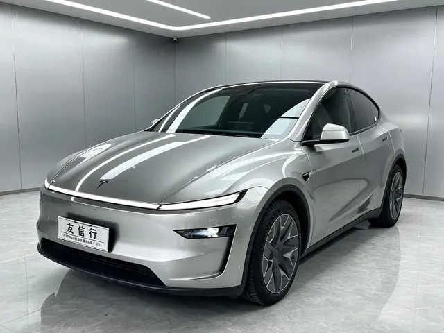 Tesla Model Y L 2025 Facelift Long Range AWD