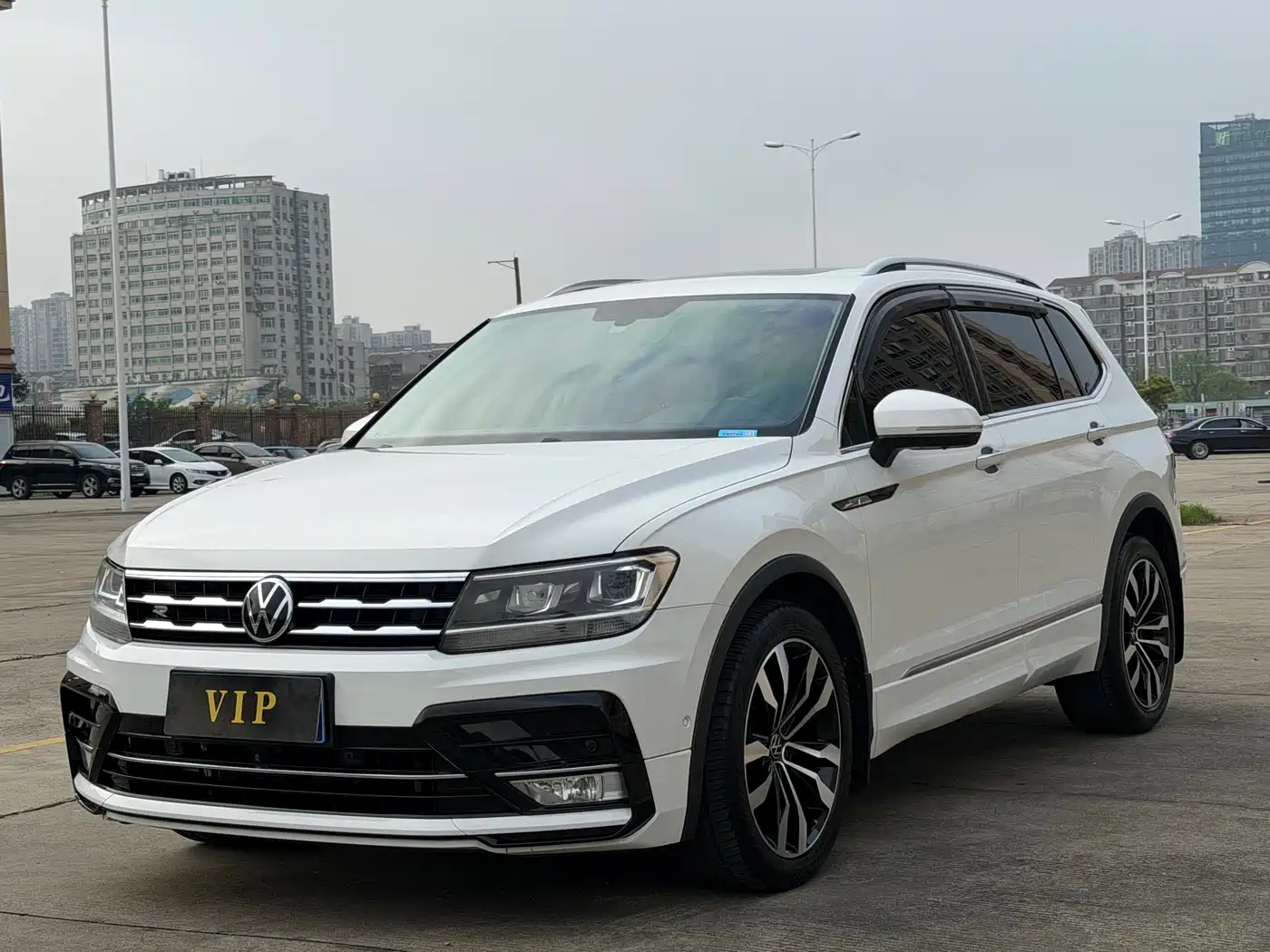 Volkswagen Tiguan L 2021 330TSI Automatic 2WD R-Line Flagship