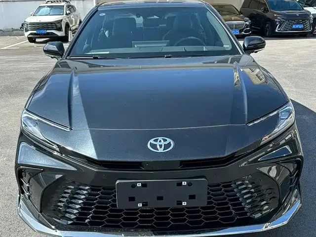 Toyota Camry 2026 Hybrid 2.0HE Elite Edition