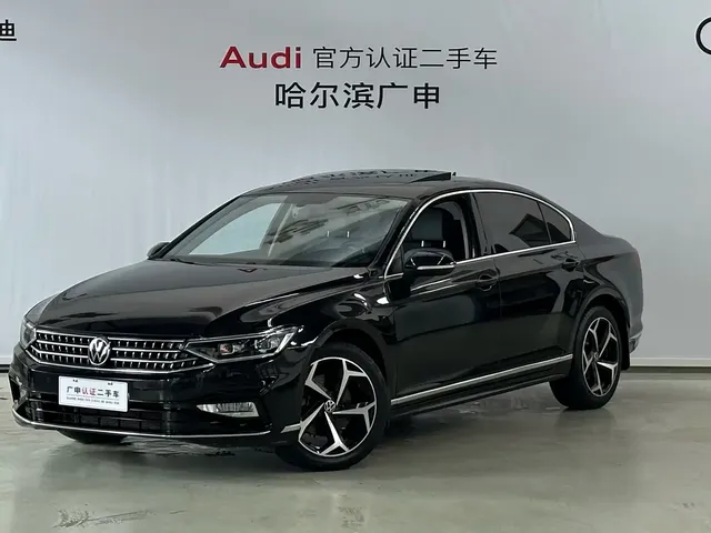 Volkswagen Magotan 2023 2 Million Units Anniversary Edition 330TSI DSG Leading Type