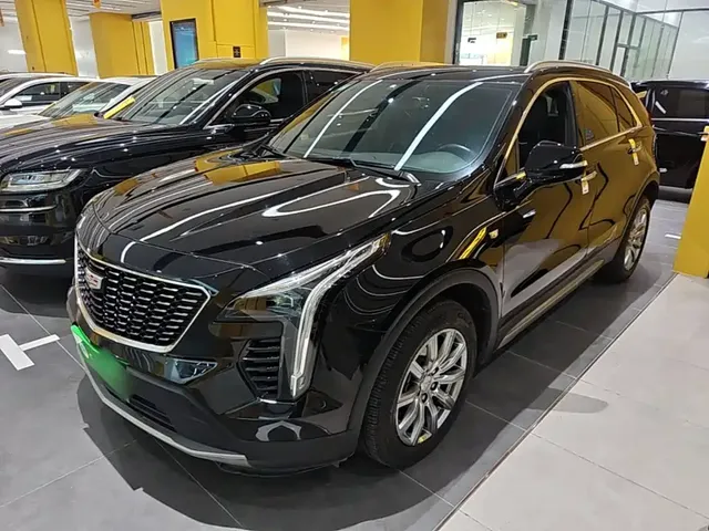 Cadillac XT4 2021 28T FWD Luxury Edition