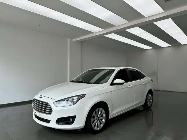 Ford Escort 2017 Happiness Edition 1.5L Manual Fashion