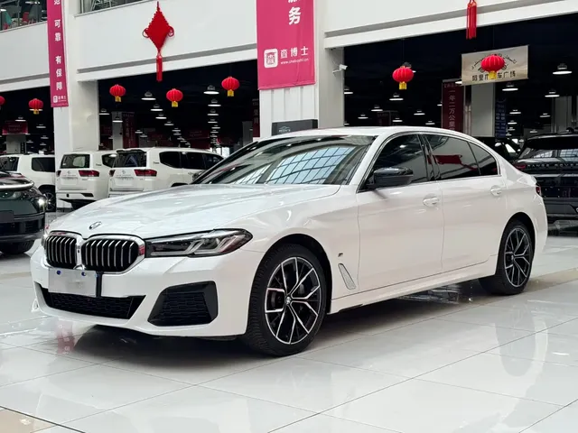 BMW 5 Series 2022 Facelift II 530Li Premium Package M Sport