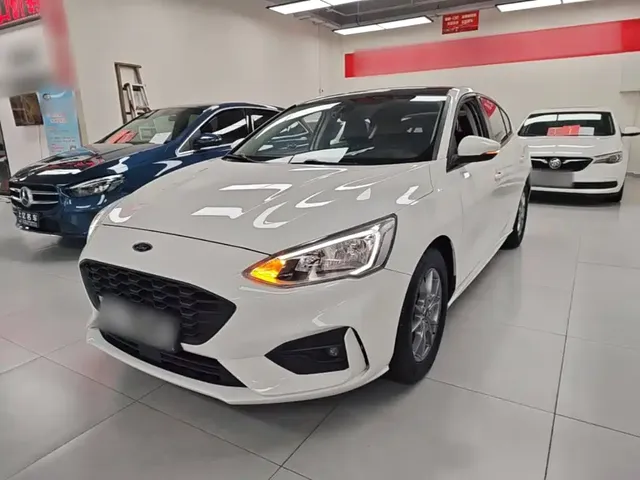 Ford Focus 2020 Hatchback EcoBoost 180 Auto Trend Edition