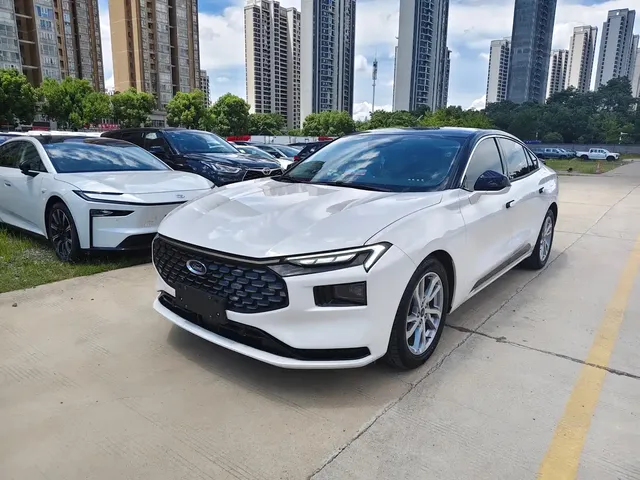 Ford Mondeo 2022 Facelift EcoBoost 245 Luxury