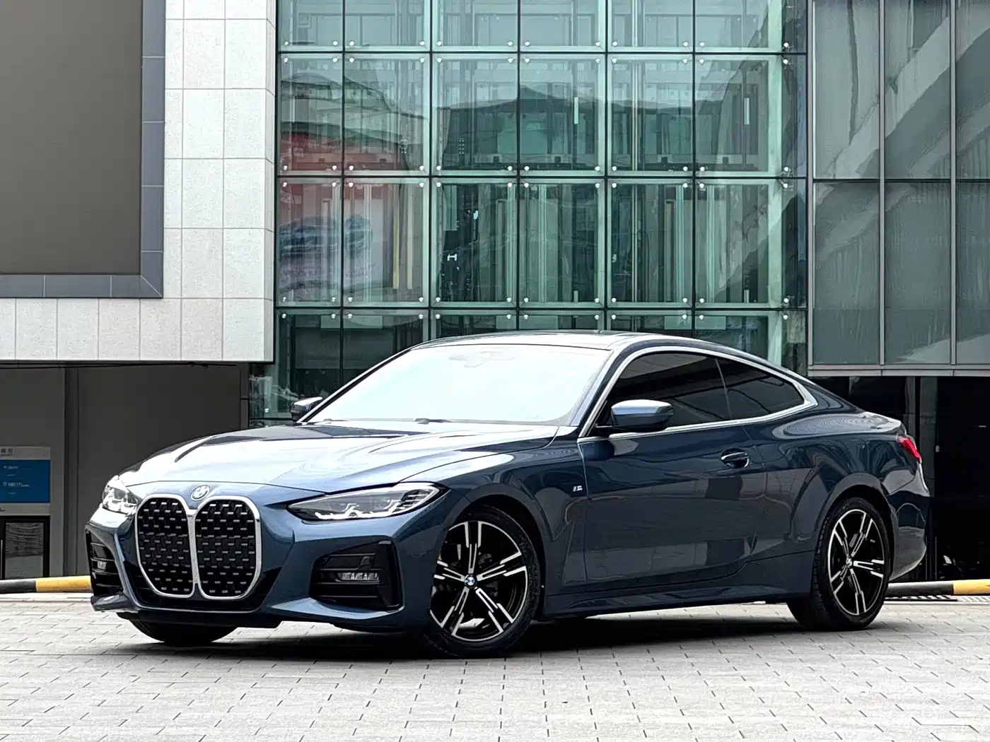 BMW 4 Series 2023 425i M Sport Package