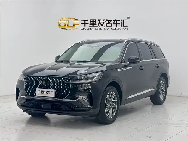 Lincoln Aviator 2024 3.0T V6 AWD Elegance 6-Seater