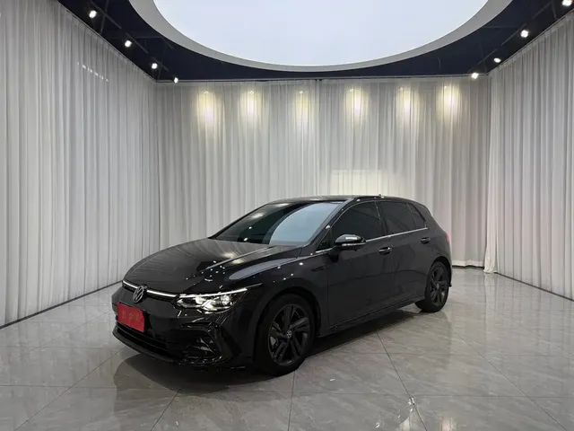 Volkswagen Golf 2023 Model 280TSI DSG R-Line