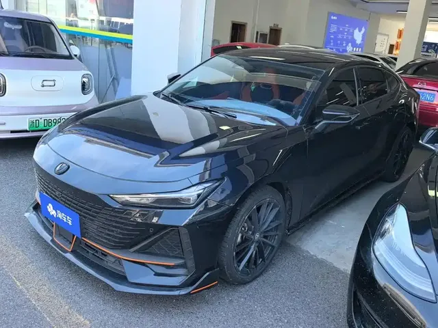 Changan UNI-V 2023 1.5T Sport Edition