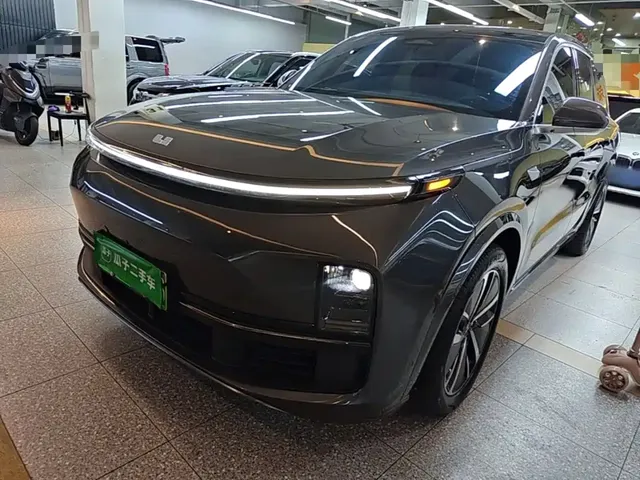 Li Auto Li L8 2024 Pro