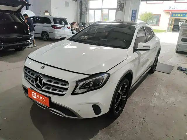 Mercedes-Benz GLA 2019 GLA 200 Dynamic
