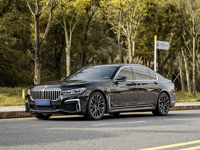 BMW 7 Series 2019 740Li Exclusive M Sport Package