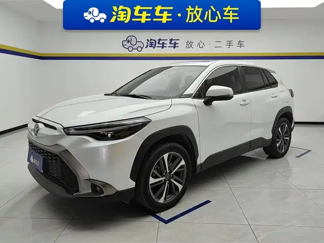 Toyota Frontlander 2022 2.0L CVT Luxury PLUS Edition