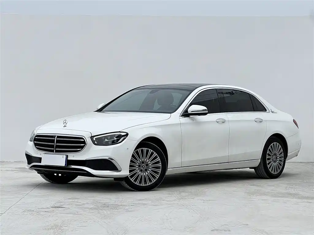 Mercedes-Benz E-Class 2022 E 300 L Fashion