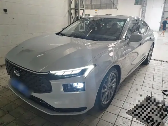 Ford Mondeo 2023 EcoBoost 180 Luxury