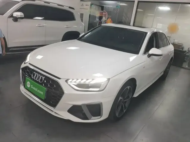 Audi A4L 2022 40 TFSI Fashion Dynamic