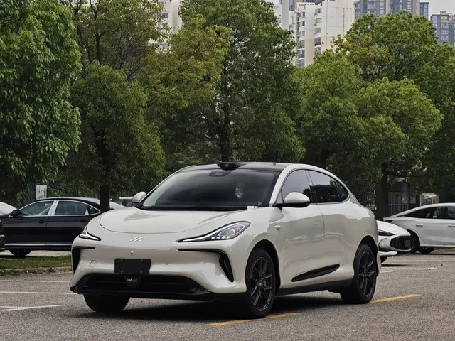 IM Motors IM LS6 2023 Max Standard Edition