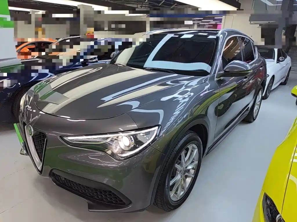 Alfa Romeo Stelvio 2020 2.0T 280HP Luxury Edition
