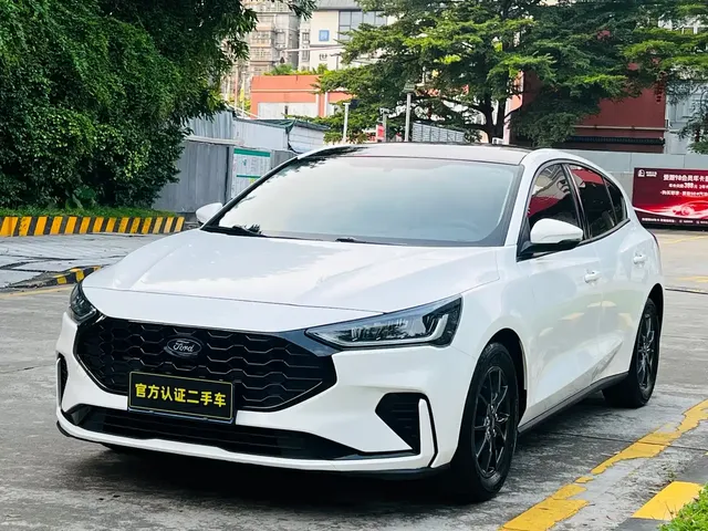 Ford Focus 2022 Hatchback EcoBoost 180 Automatic ST Line