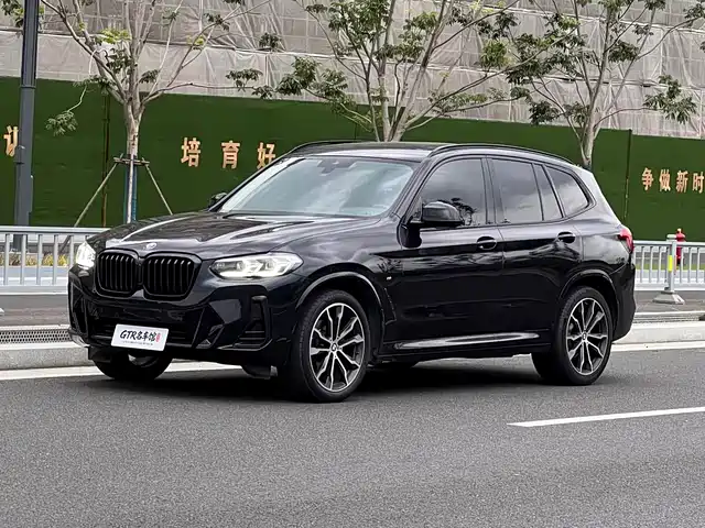 BMW X3 2022 xDrive30i Leading M Night Package