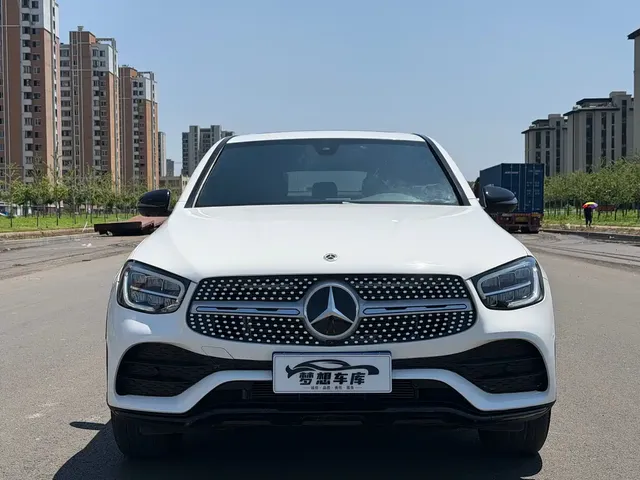 Mercedes-Benz GLC Coupe 2020 GLC 260 4MATIC Coupe SUV