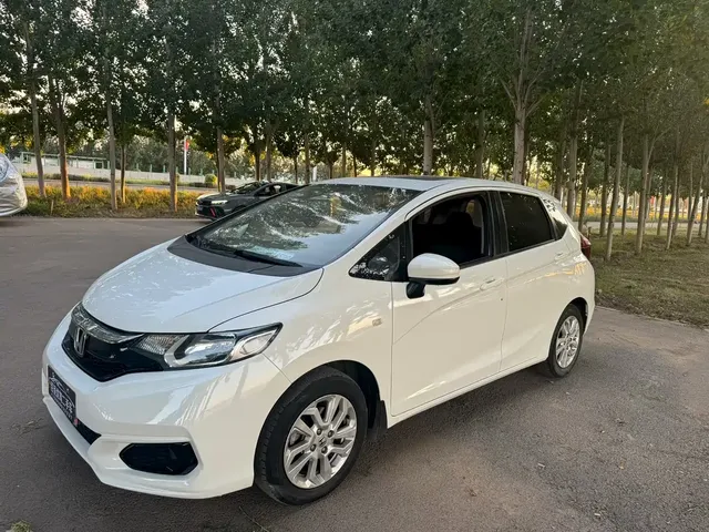 Honda Fit 2020 1.5L CVT Comfort Sunroof Edition