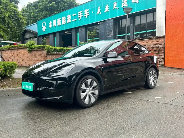 Tesla Model Y 2022 Facelift Rear-Wheel Drive Version