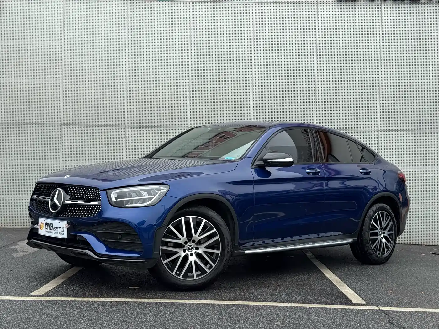 Mercedes-Benz GLC Coupe 2020 GLC 300 4MATIC Coupe SUV