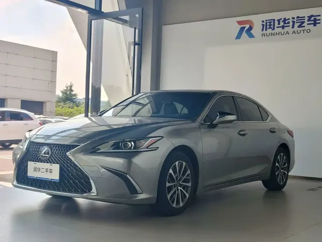 Lexus ES 2023 260 Excellence