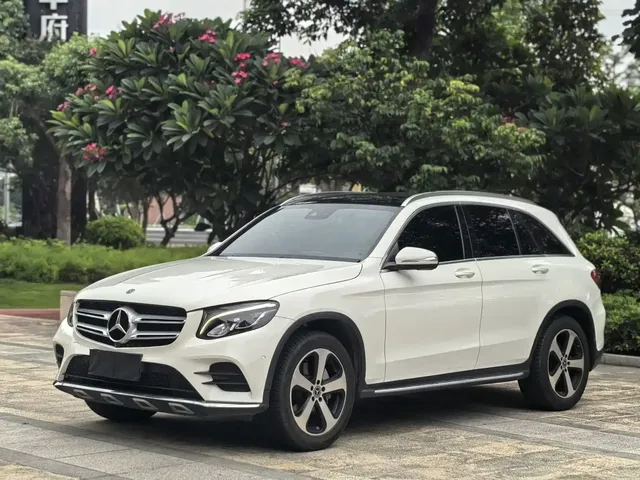Mercedes-Benz GLC 2018 GLC 260 4MATIC Luxury