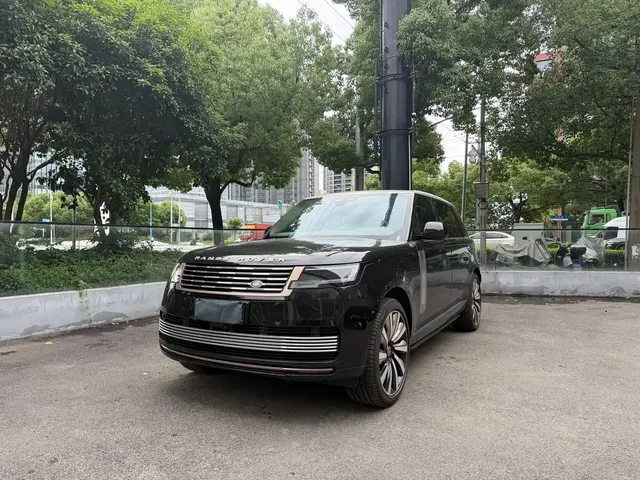 Land Rover Range Rover 2025 3.0 L6 400PS Flourishing Era Extended Wheelbase