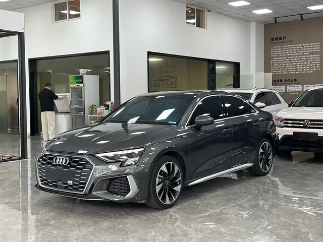 Audi A3 2023 A3L Limousine 35 TFSI Fashion Sport