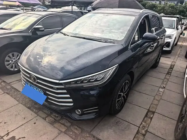 BYD Song MAX 2018 1.5T Auto Smart Connected Elite 6-Seater