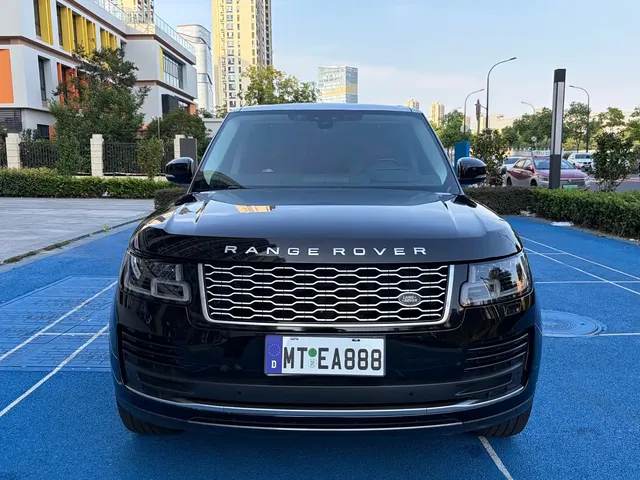 Land Rover Range Rover 2022 3.0 L6 400PS Heritage Extended Classic Edition