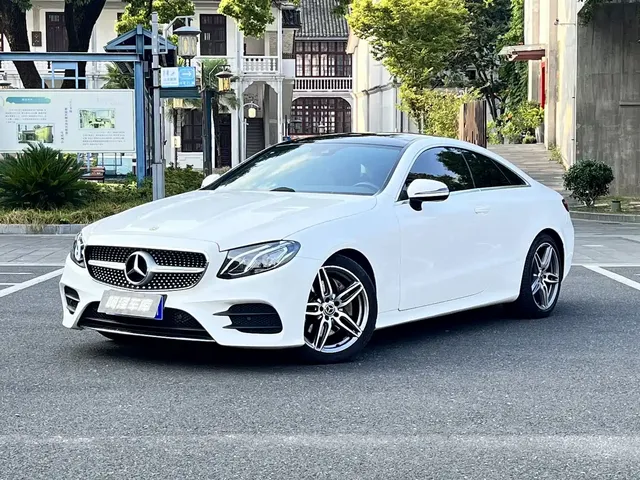 Mercedes-Benz E-Class (Import) 2017 E 200 Coupe