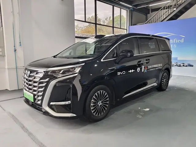 Denza D9 2025 Model DM-i Smart Drive Edition 1020 AWD Flagship