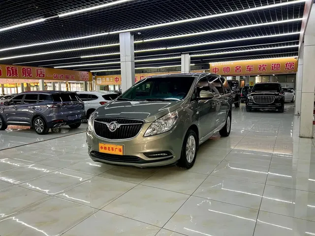 Buick GL8 2017 25S Luxury China V