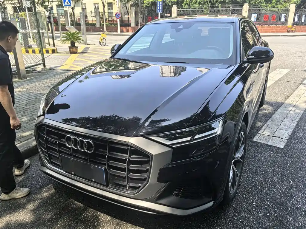 Audi Q8 2021 Model 55 TFSI Luxury Dynamic