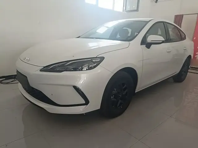 BYD Hai Bao 05 DM-i 2026 DM-i 128KM Luxury