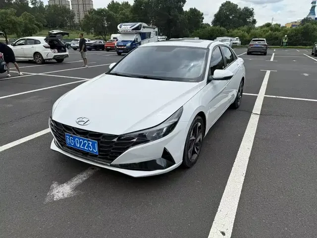Hyundai Elantra 2023 1.5L CVT GLX Elite Edition