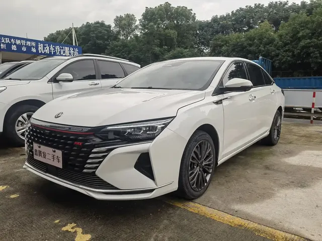 Dongfeng Aeolus Yixuan MAX 2021 1.5T Super Cool Dad Edition