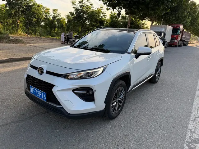 Toyota Wildlander 2023 2.0L CVT AWD Luxury PLUS