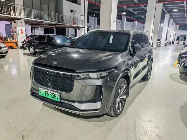Li Auto Li ONE 2020 Extended Range 6-seater