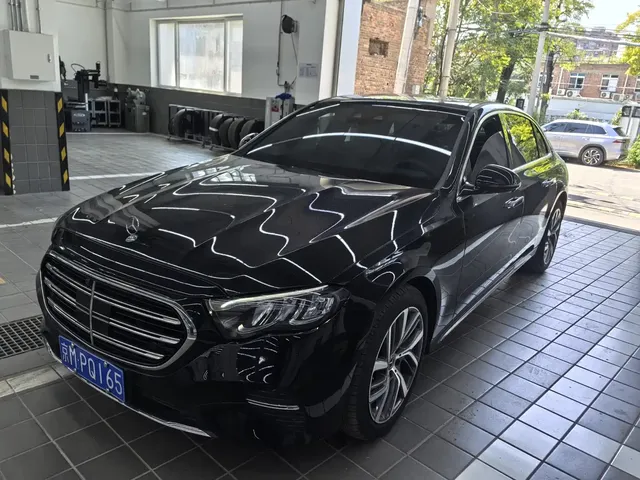 Mercedes-Benz E-Class 2024 E 300 L Fashion