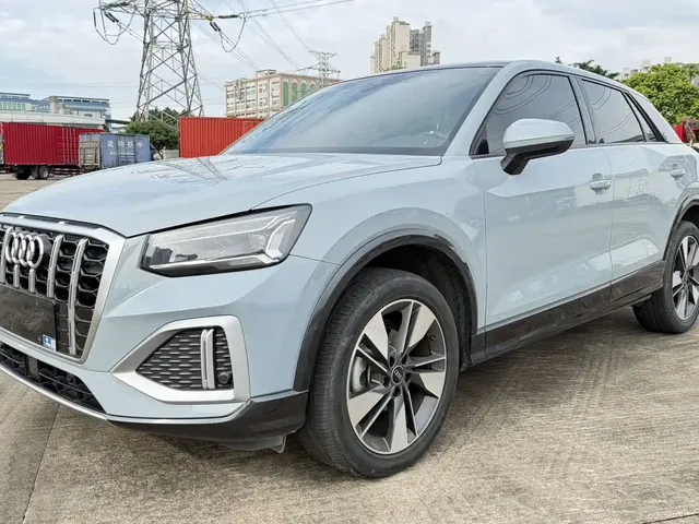 Audi Q2L 2022 35 TFSI Fashion Dynamic