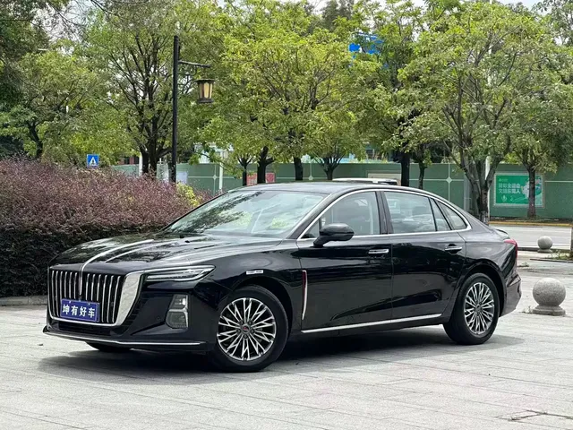 Hongqi H5 2025 1.5T DCT Flag Rhythm 500,000 Units Memorial Edition
