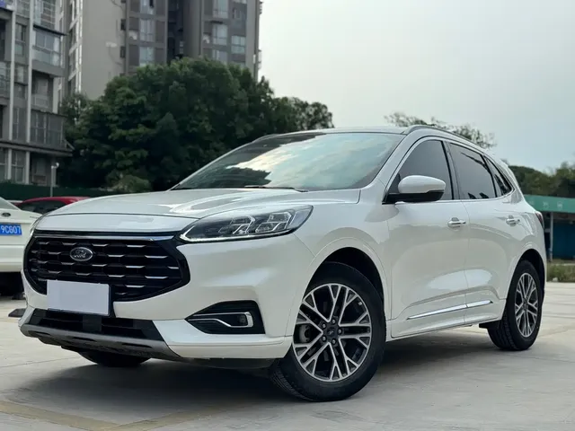Ford Escape 2020 EcoBoost 245 2WD Smart Premium Edition