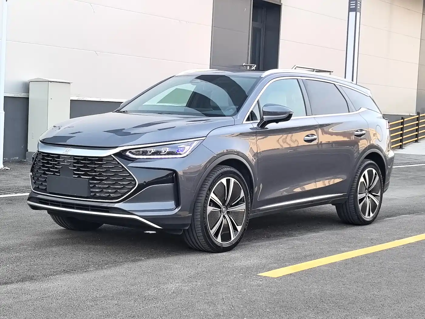 BYD Tang New Energy 2022 DM-p 215KM AWD Flagship