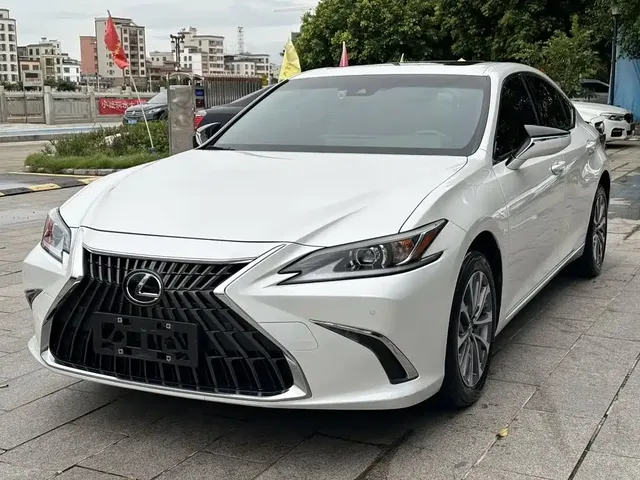 Lexus ES 2023 200 Excellence Edition