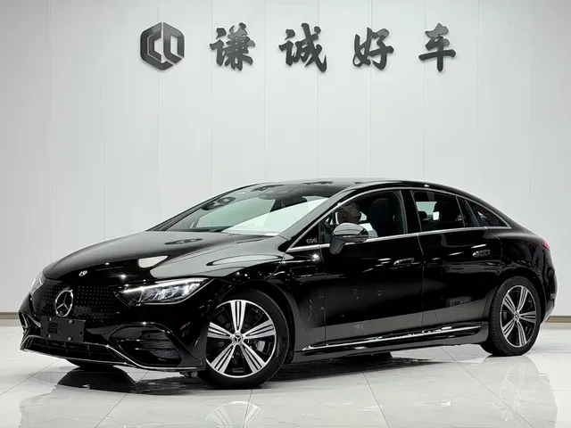Mercedes-Benz EQE 2025 Model 500 4MATIC Luxury Edition